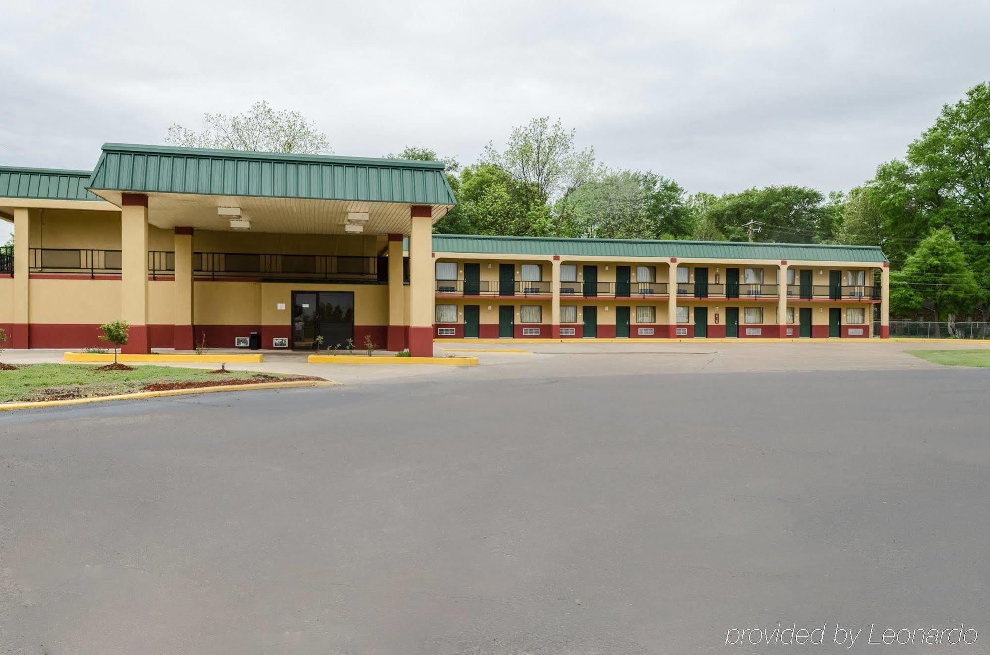 Rodeway Inn Indianola מראה חיצוני תמונה